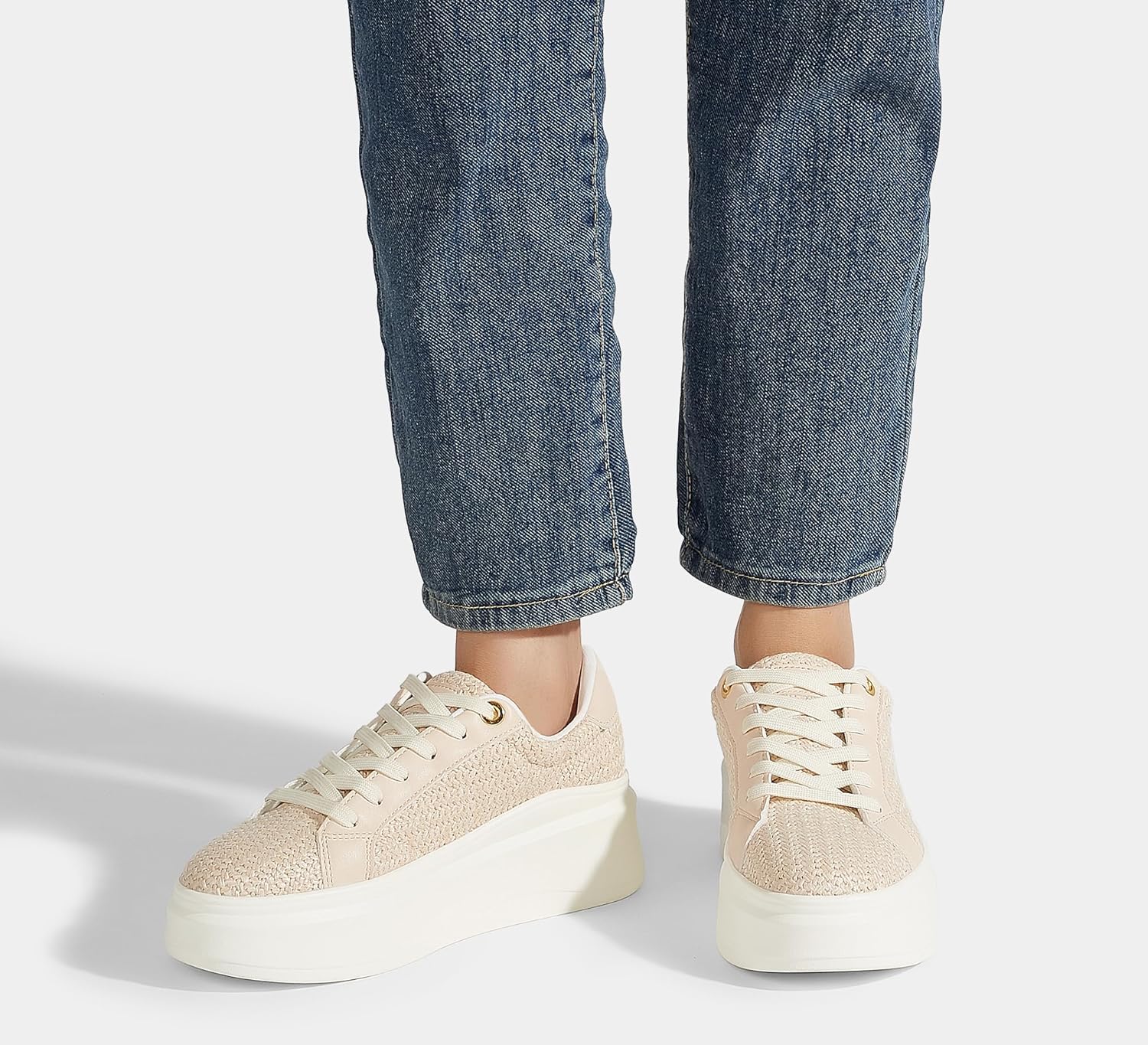 Classic Casual Sneakers Low Top Tennis Style Walking Shoes - Image 2